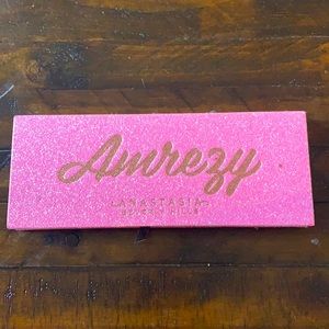 Anastasia Beverly Hills Amrezy makeup palette